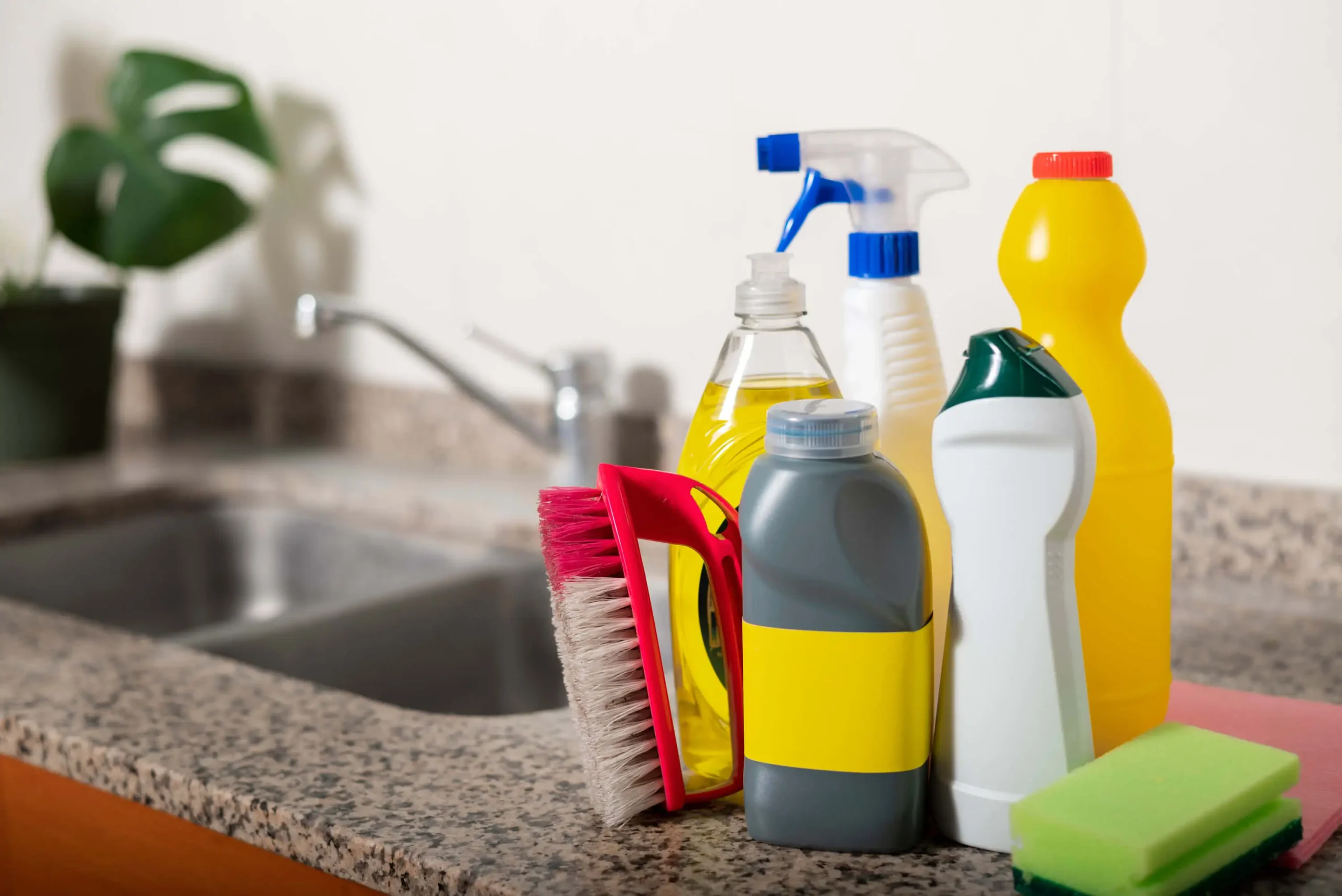 Best Chemicals Used for Cleaning Pipelines: Know Here
