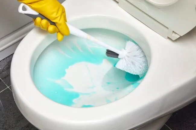 Expert Bathroom Deep Cleaning in Dubai | Top Tips & Benefits 2025