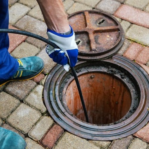sewage cleaning