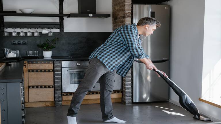 Kitchen Dust Cleaning Service in Dubai–Dubai Clean Experts