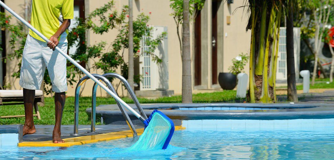 Swimming Pool Deep Cleaning