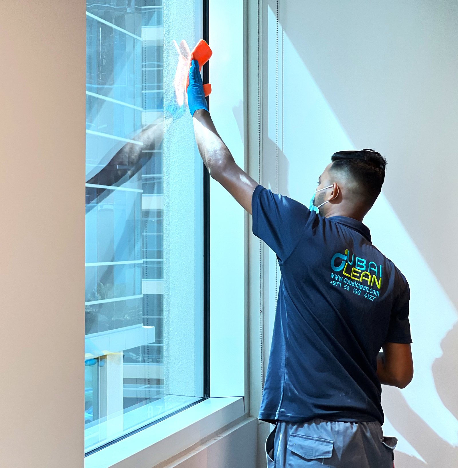 window cleaning dubai
