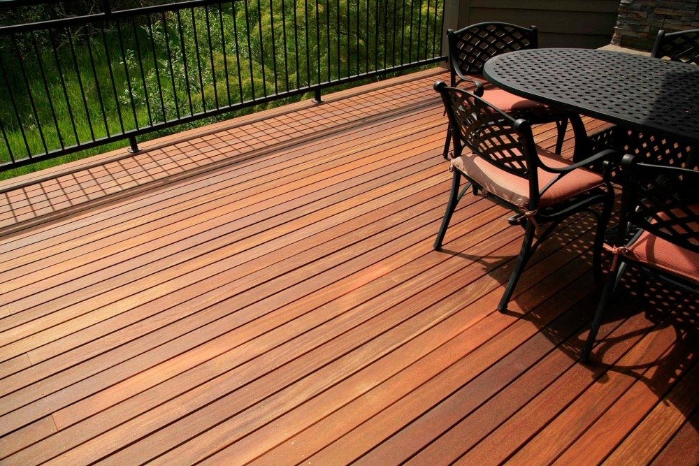 exterior parquet painting Dubai, pergola painting Dubai, outdoor wood painting services, exterior painting Dubai, DubaiClean painting services, Dubai painting services