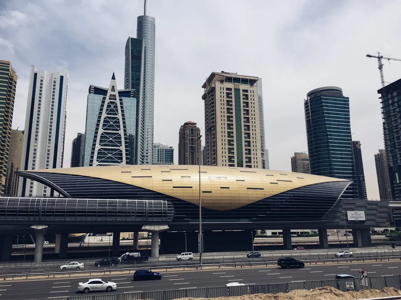 dubai metro (2)