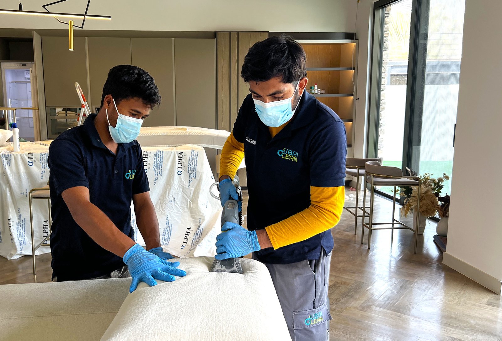 تنظيف الكنب في دبي هيلز استيت