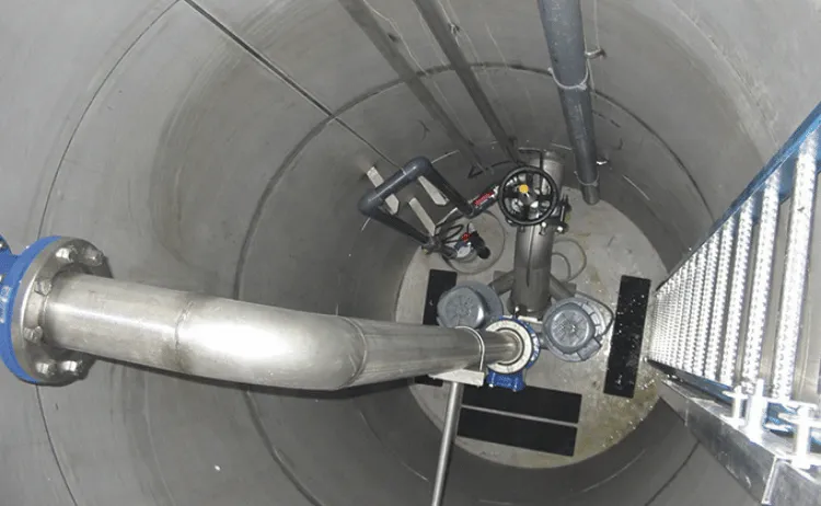 Sump pit tank cleaning Dubai,Professional tank cleaning services,Water system maintenance Dubai,Sump pit cleaning experts,Commercial tank cleaning Dubai