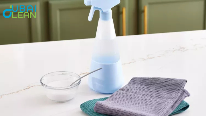 vinegar and water solution