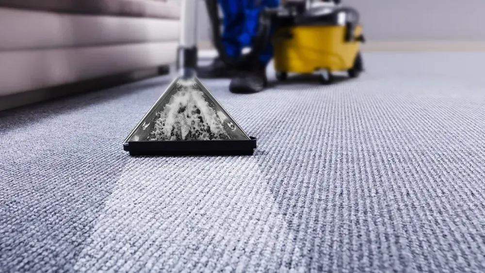 commercial carpet cleaner