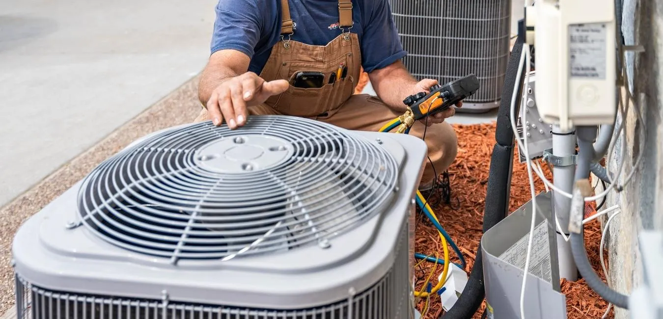 AC Repair vs Replace in Dubai: What's Right for Your Home?