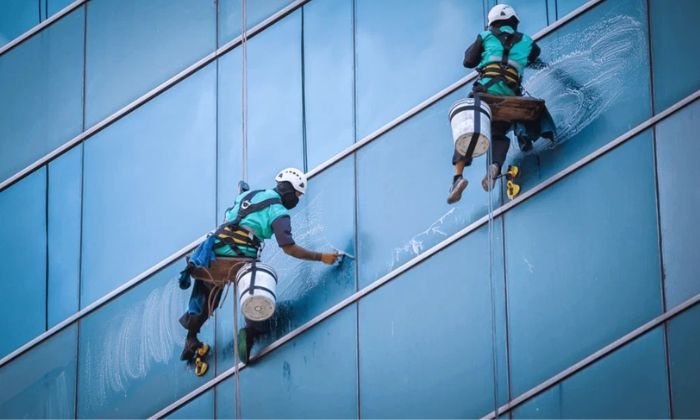 What Are the Methods of Facade Cleaning? | Dubai Cleaning Guide