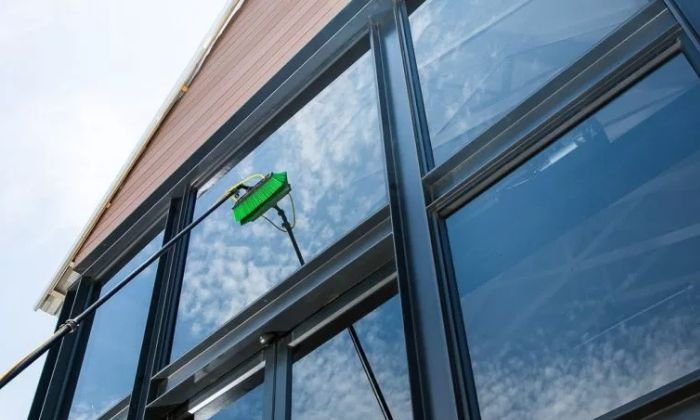 Water-Fed Pole Systems