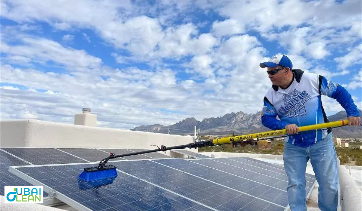 Best Way to Clean Solar Panels in Dubai | DubaiClean