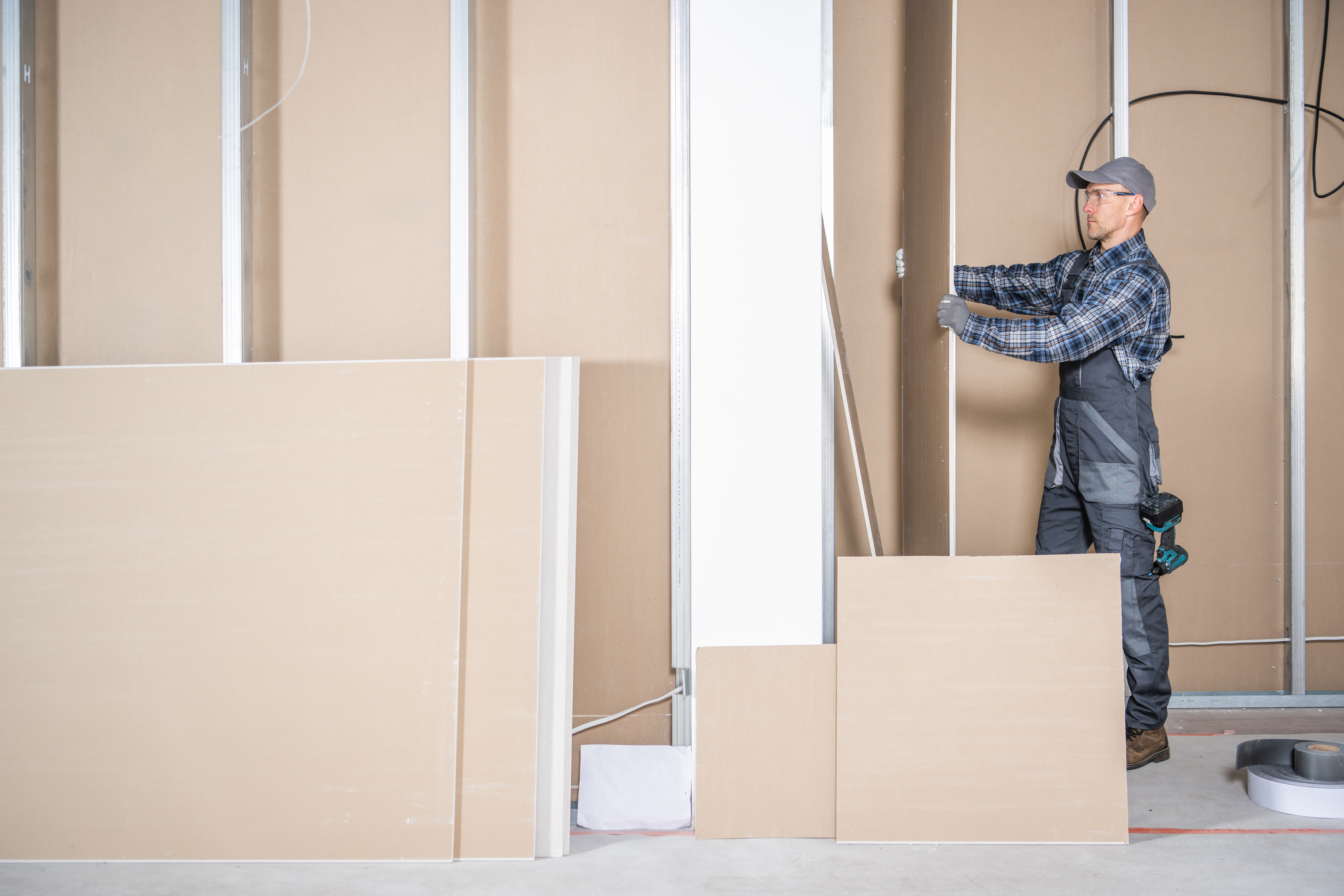 construction site contractor worker moving piece o 2025 03 15 05 11 37 utc