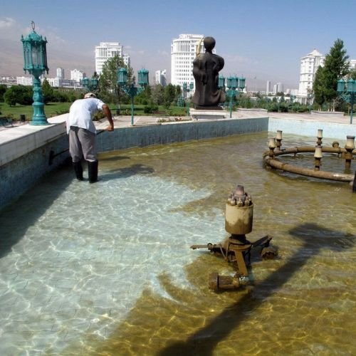 water fountain cleaning