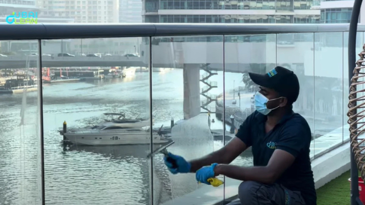 balcony cleaning dubai